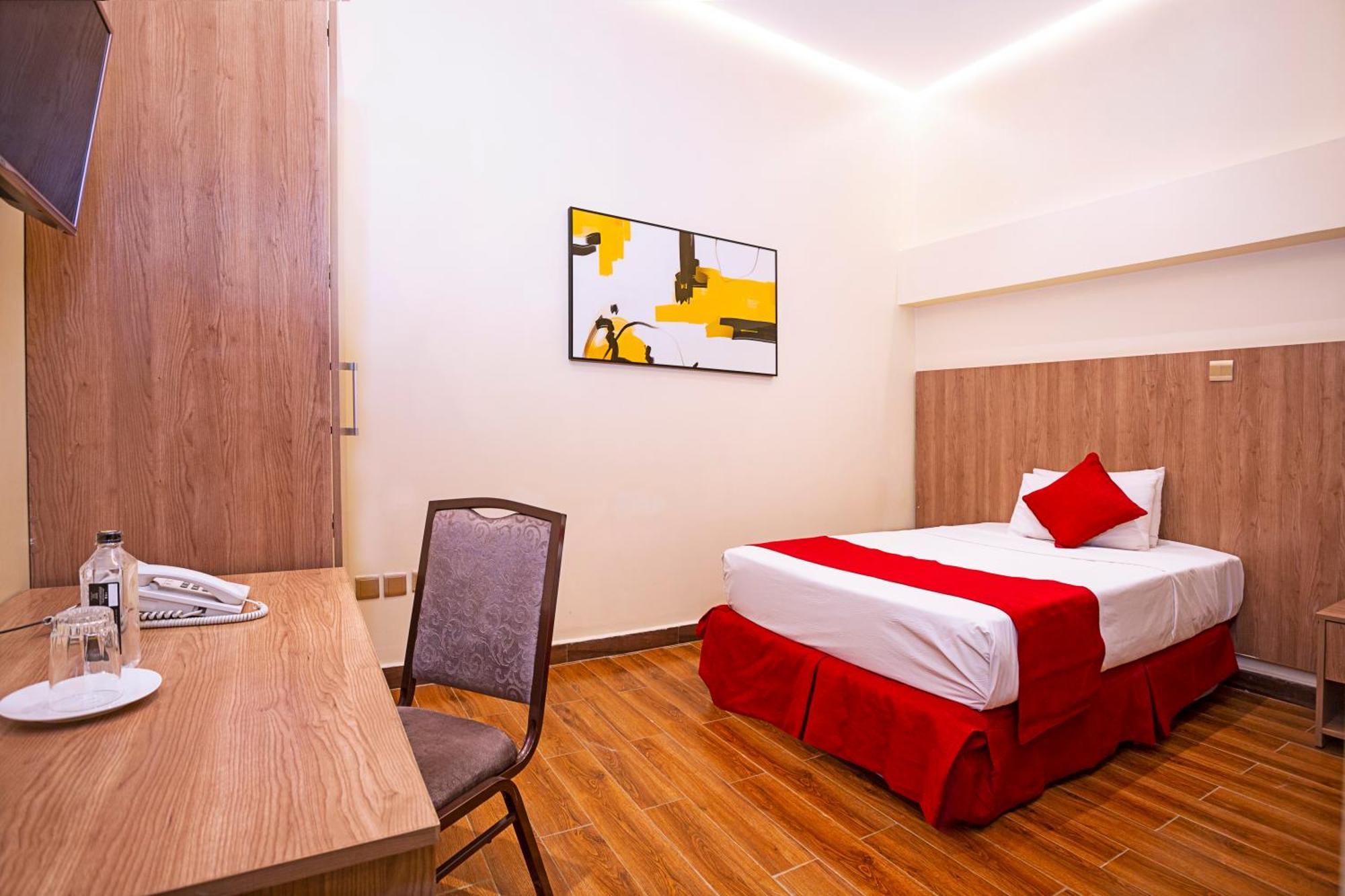 Verona Hotel&Conference Center Ruiru Esterno foto